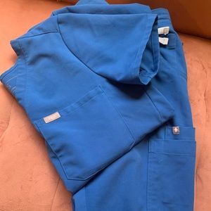 Royal blue Figs scrub set